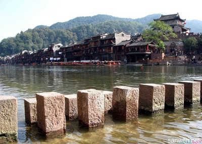 注意!出門旅游要留四個(gè)心