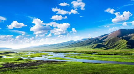 中旅投資與新疆旅投合作,擬成立新疆公司打造旅游項目